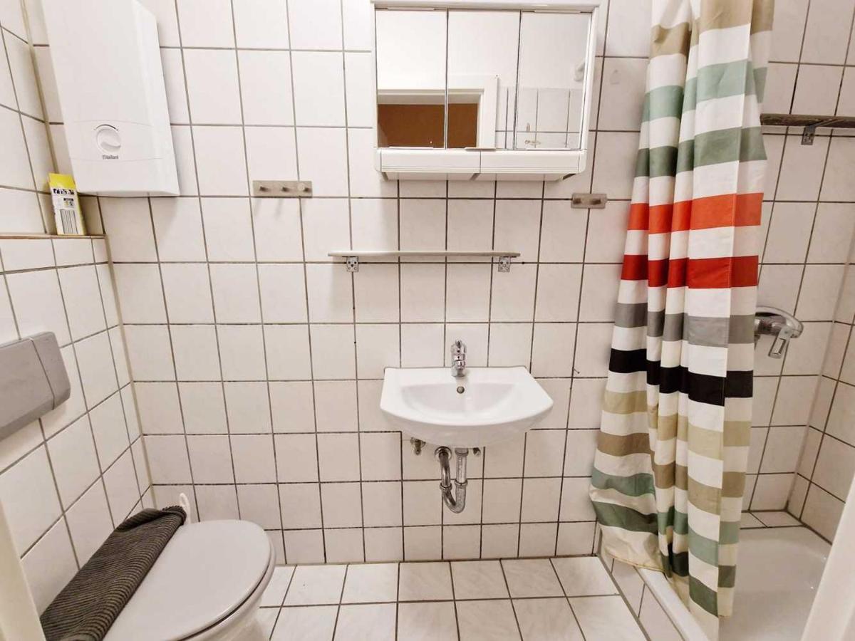 Cozy In Muelheim Appartement Keulen